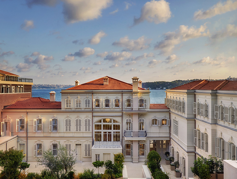 HAFTASONLARI, SIX SENSES KOCATA� MANSIONS, �STANBUL�DA YA�ANIYOR